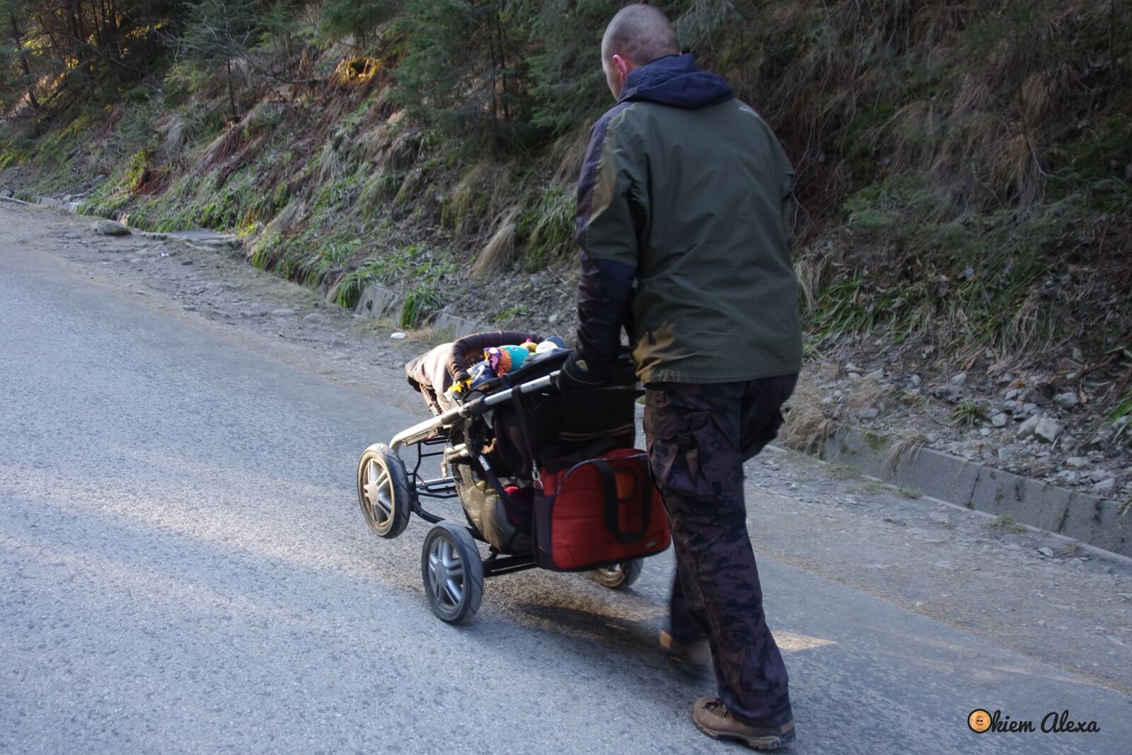 Morskie Oko z dzieckiem