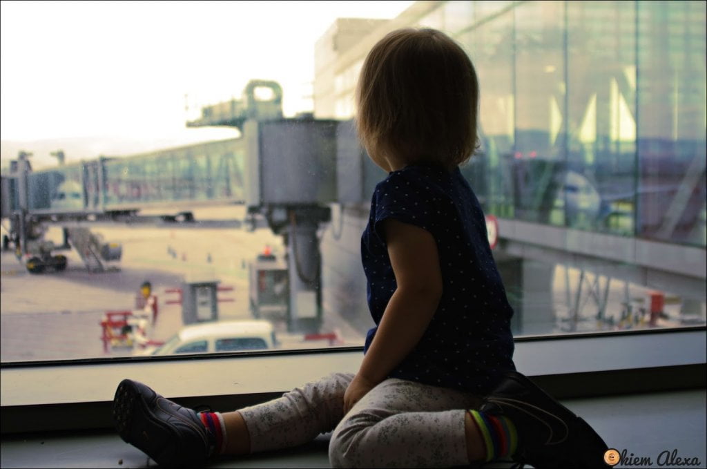 Dziecko w samolocie Dziecko w samolocie