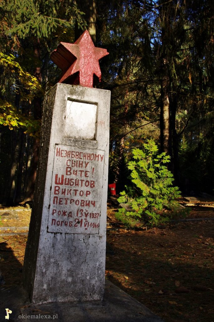 CMENTARZ Z PEPESZĄ, borne sulinowo