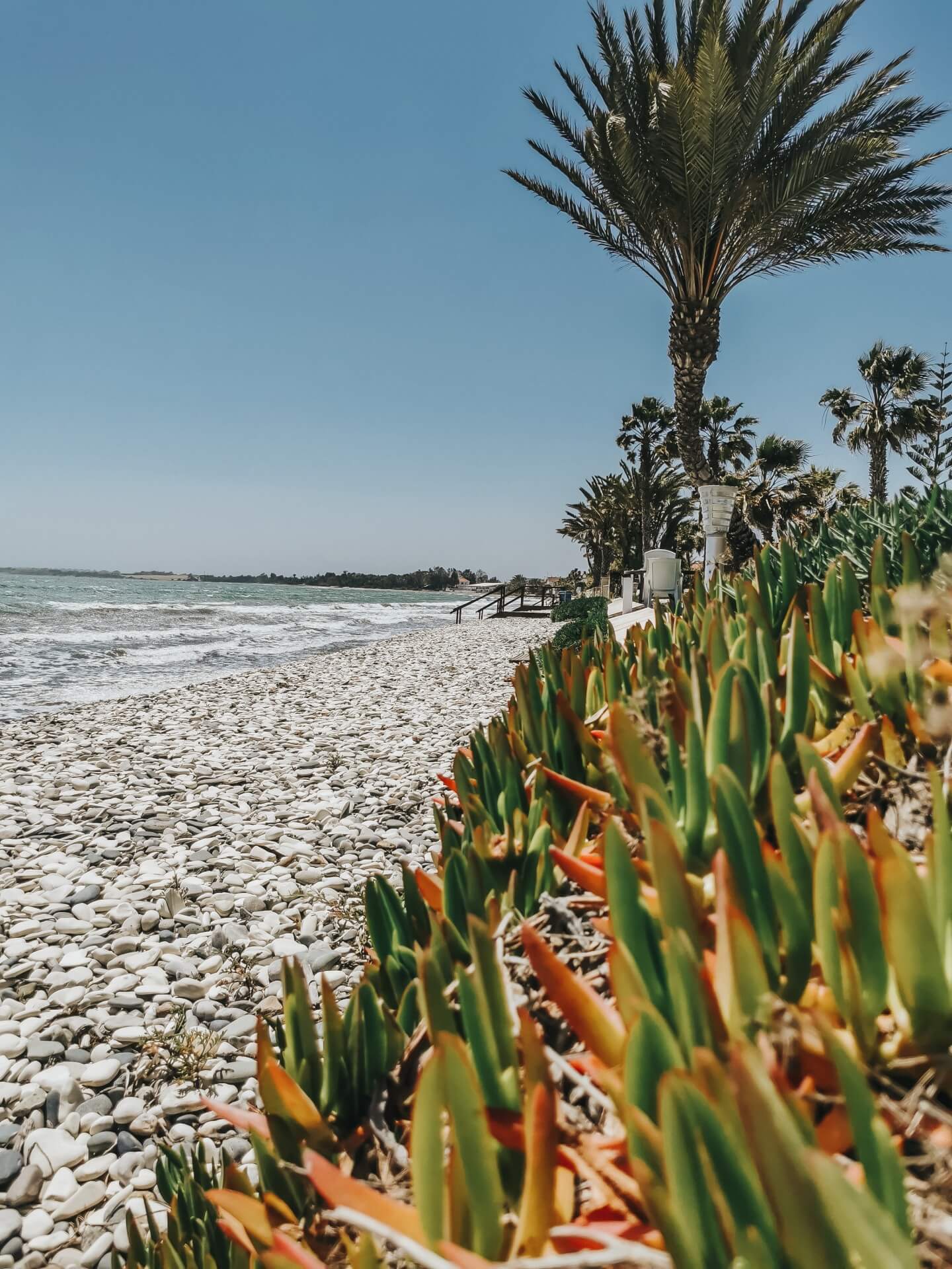 Meneou Beach na Cyprze.