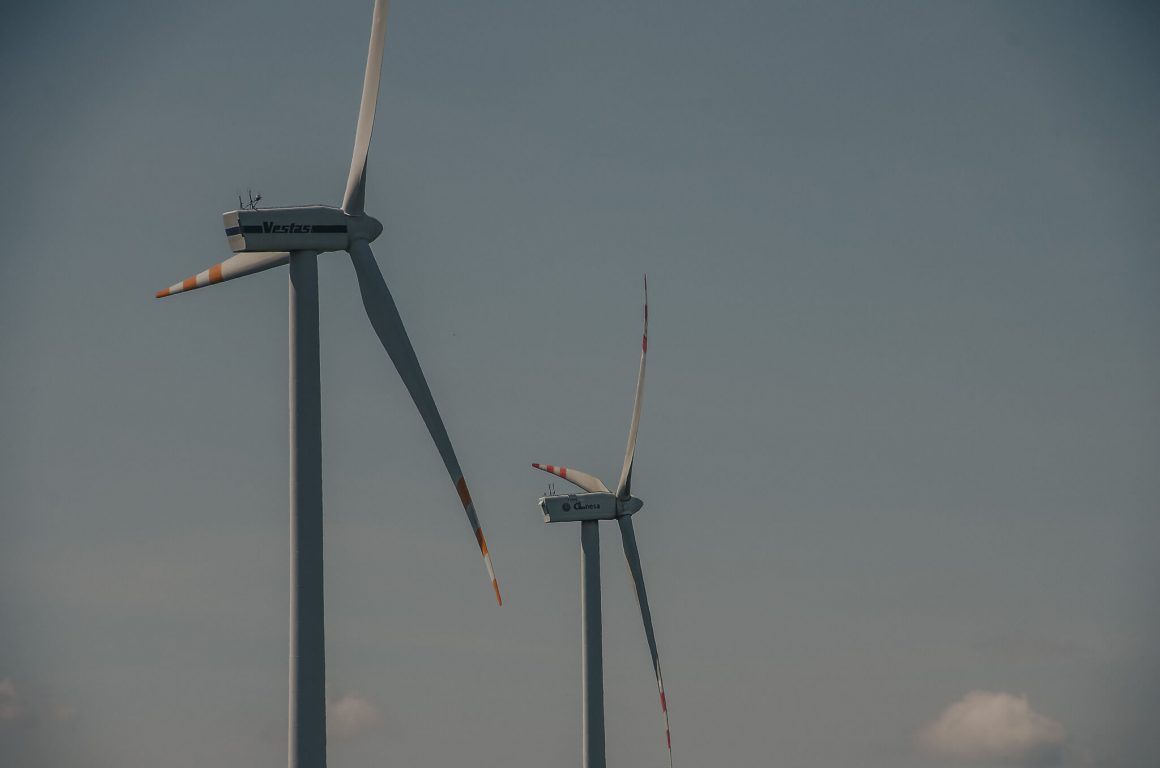 Wiatraki przy ścieżce rowerowej Swarzewo-Krokowa