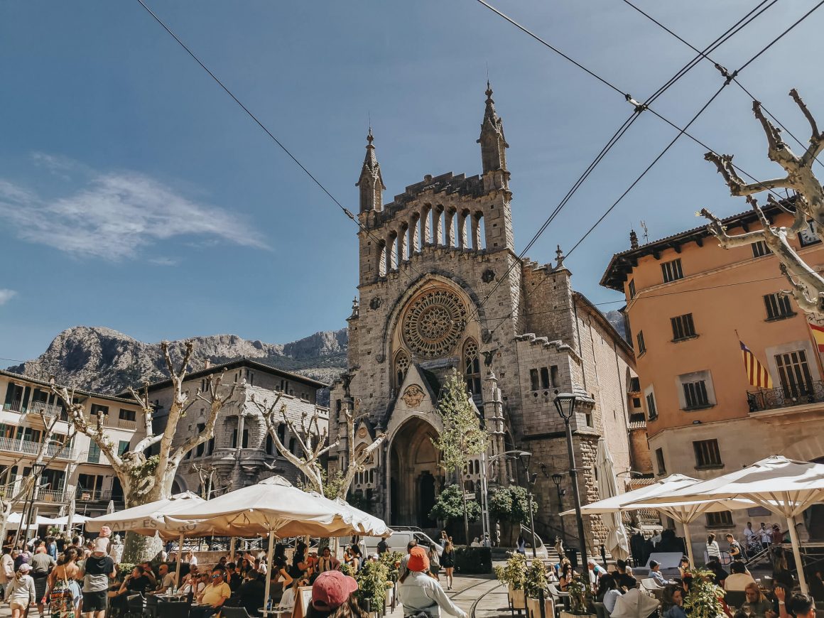 Główny plac w Soller