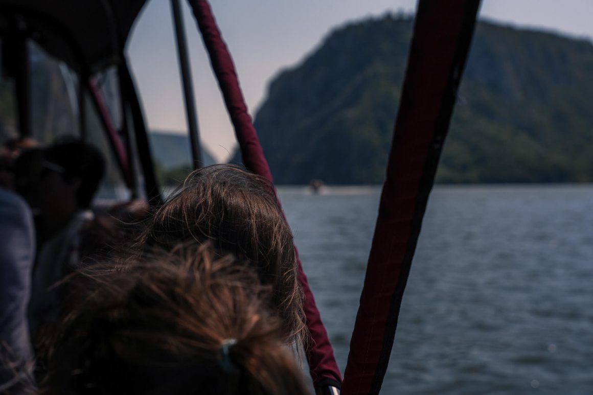 Rejs statkiem po Dunaju, przełom Dunaju.