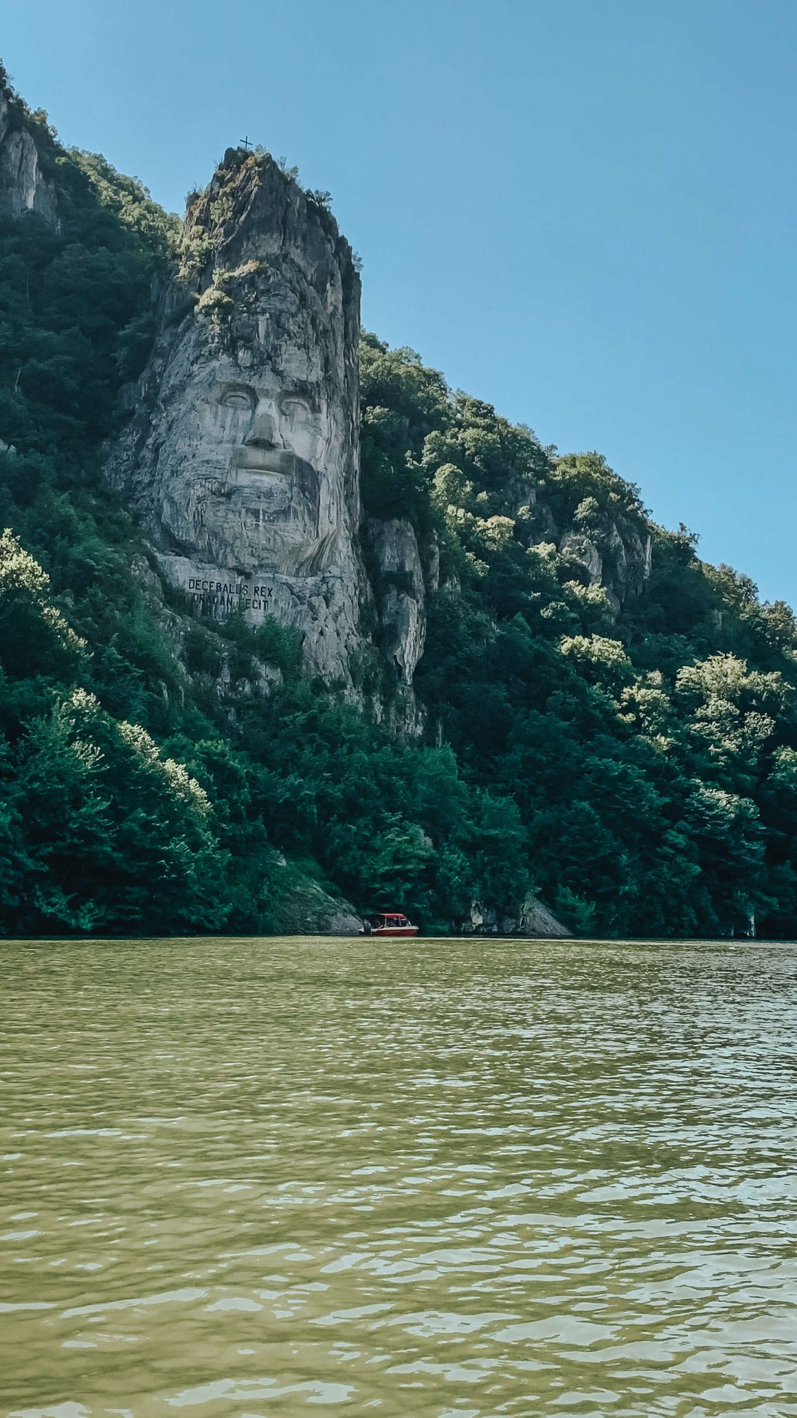 Rzeźba Decebala w Rumunii, w czasie rejsu po Dunaju.